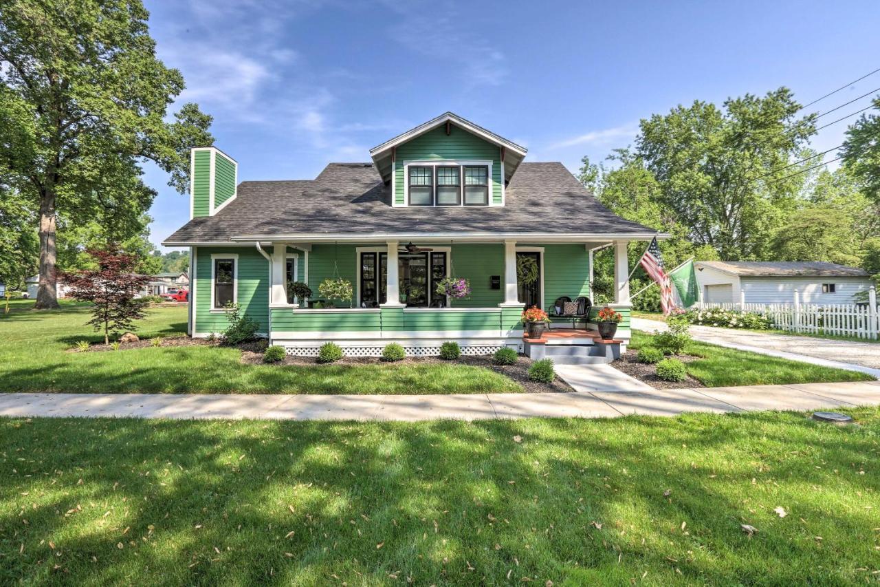 Vila Renovated Craftsman House With Patio And Fire Pit! Vevay Exteriér fotografie